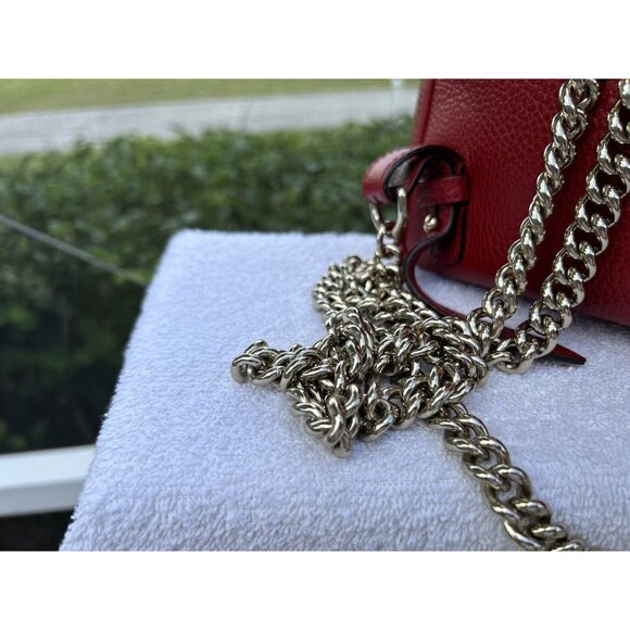GUCCI  GG SOHO RED PEBBLED CALFSKIN LEATHER CHAIN BACKPACK BAG main image 11